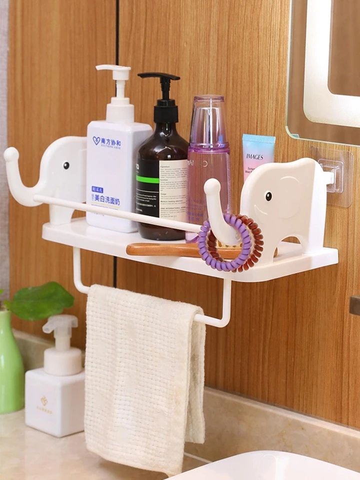 WALL MOUNTED ELEPHANT RACK WITH TOWEL HOLDER